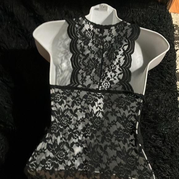 Lace bodysuit - Picture 2 of 2